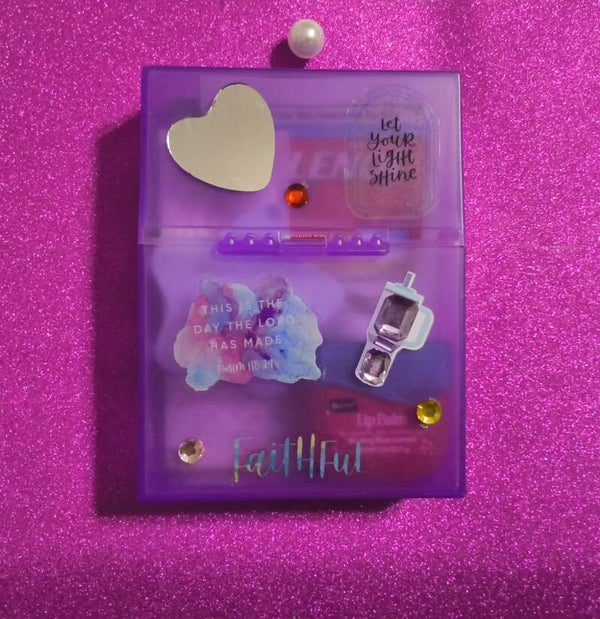 QT MINI GLOW PACK (LE)