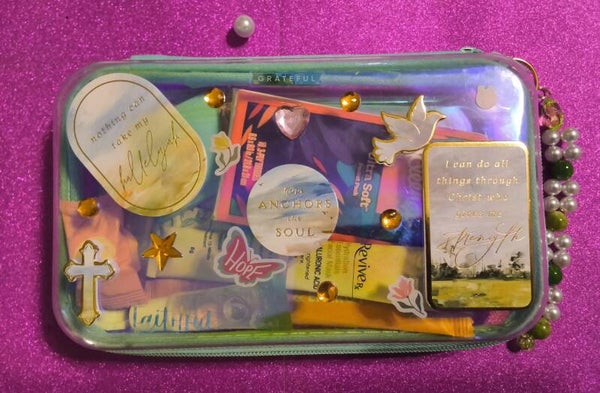 QT GLOW PACK (LE)