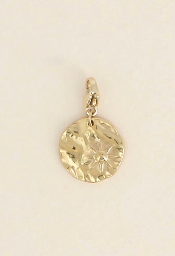 Charm martelé avec soleil