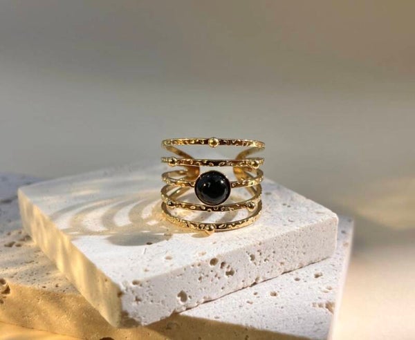 Bague avec pierre naturelle