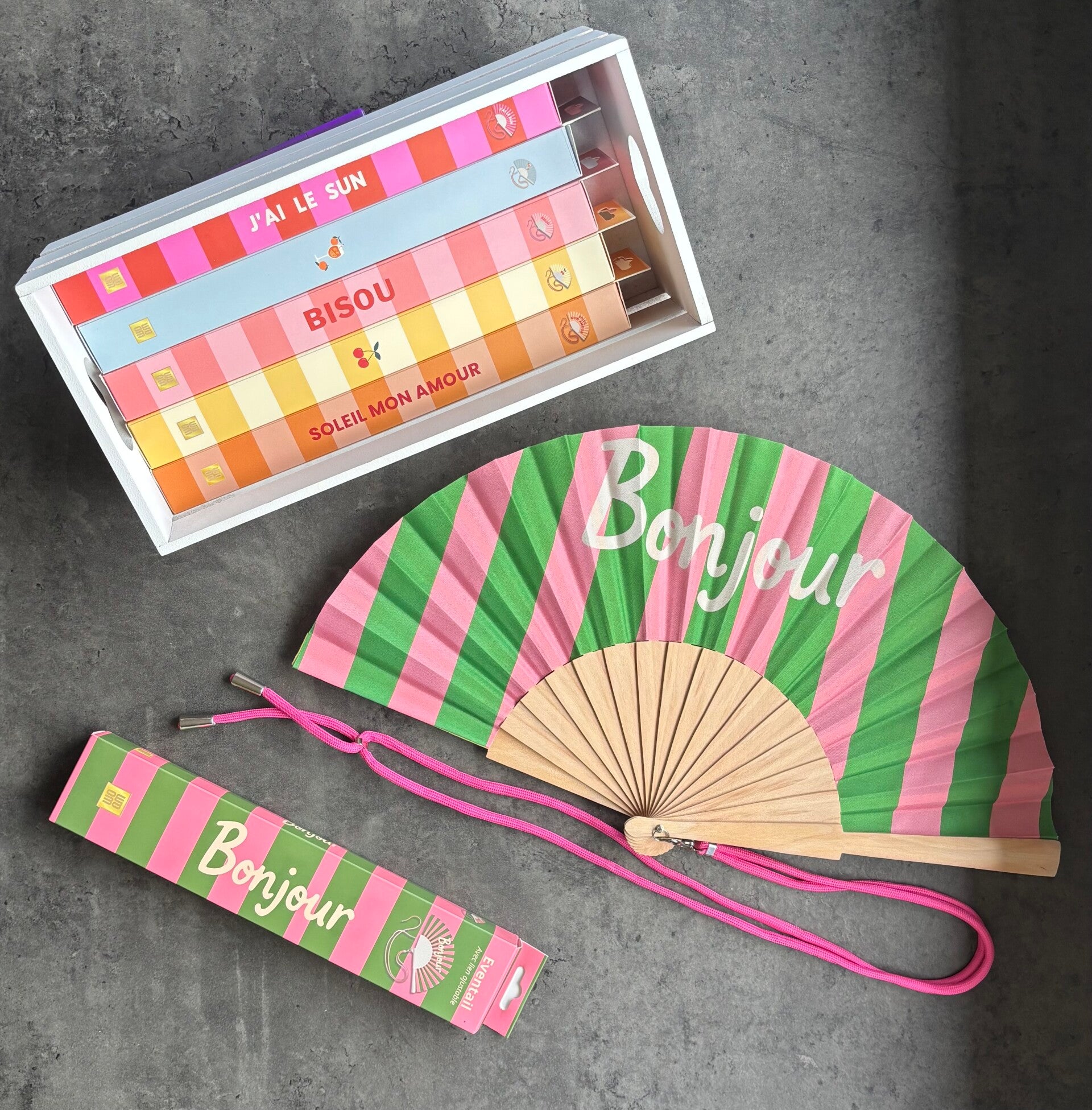 Eventail BONJOUR