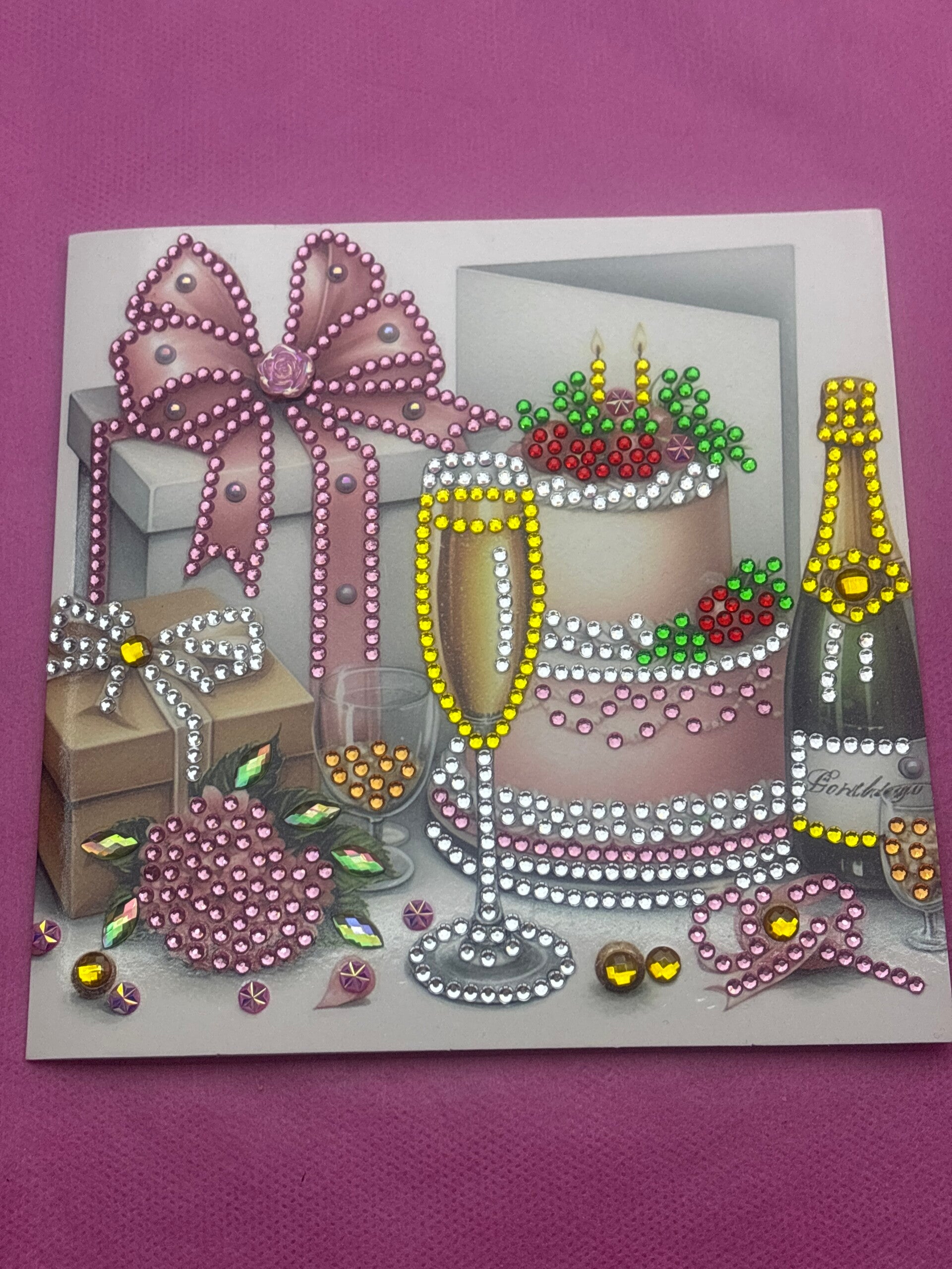 Anniversaire (gâteau et champagne)