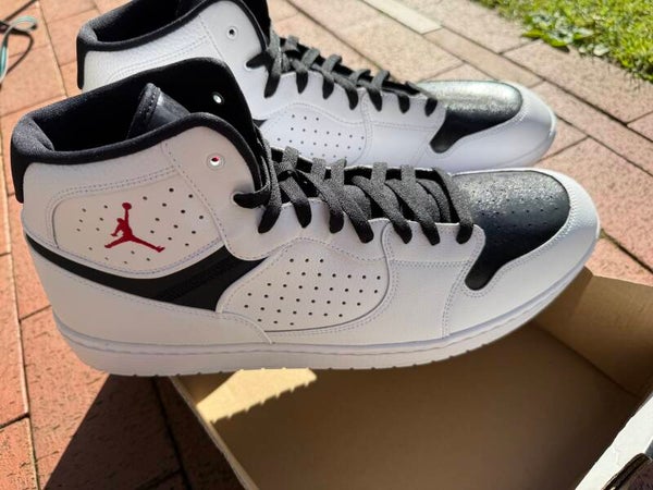 Jordan Mid Sneaker Weiß/Schwarz Gr 52,5 🤩