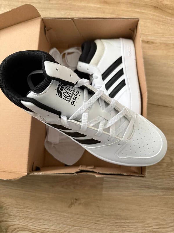 Adidas Hoops MD Classic Gr 43 1/3 🤩
