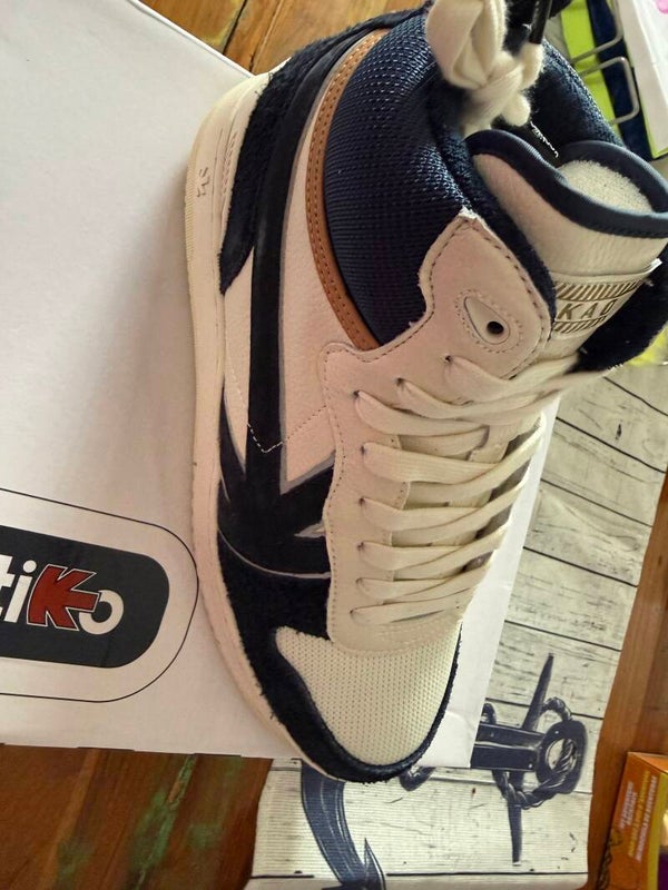 Kaotika Sneaker Gr 42 💥