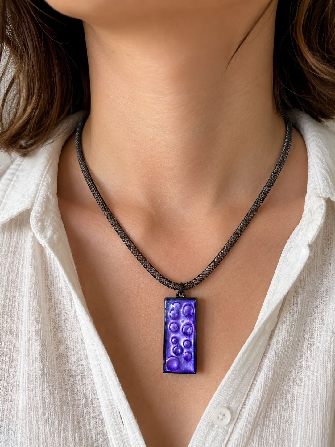 Collier Triangle Violet