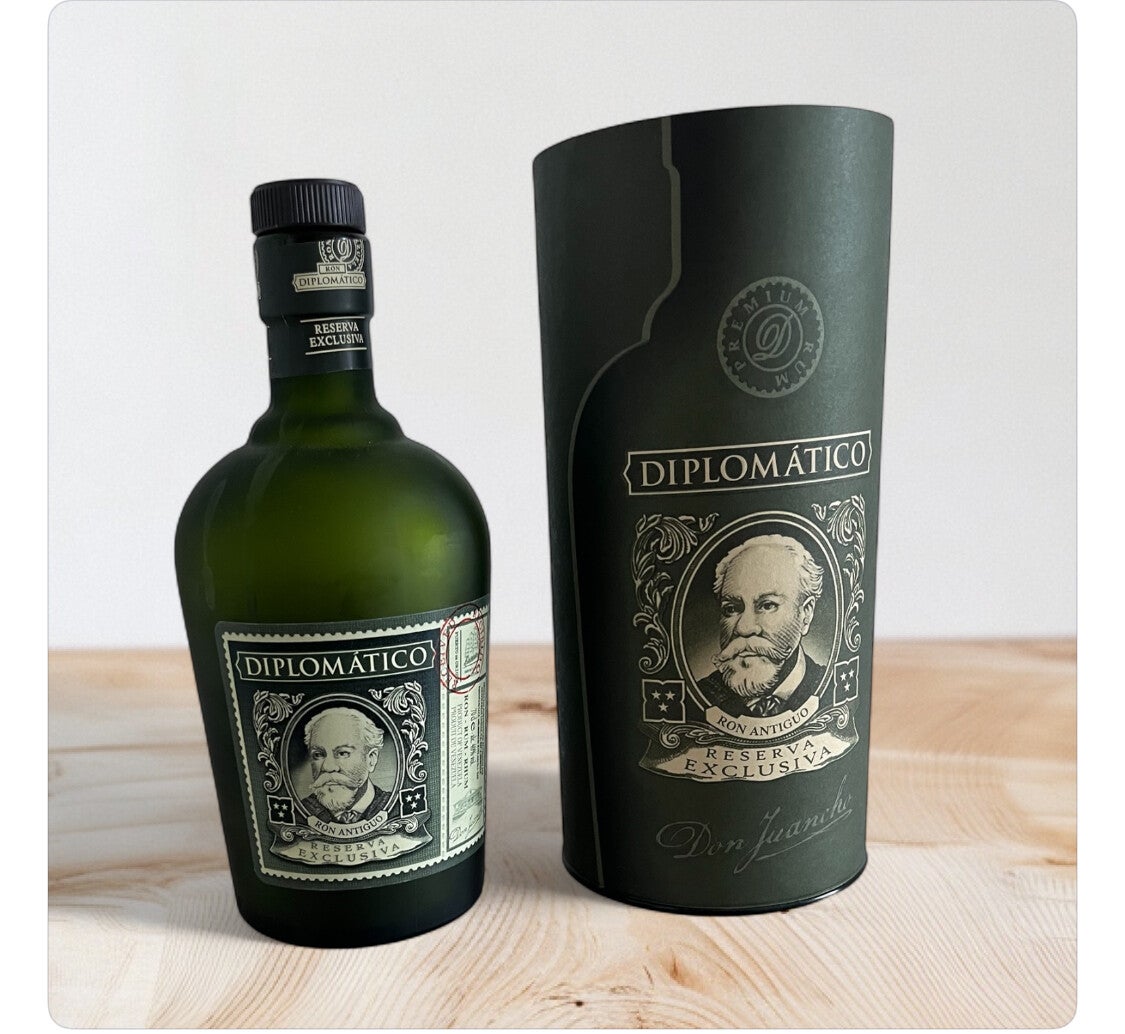DIPLOMATICO