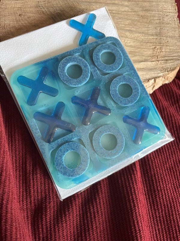 Jeu de morpions de voyage en résine époxy – Jeu de société artisanal