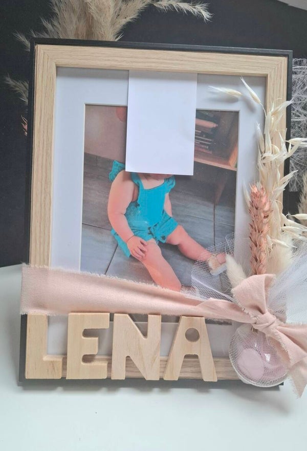 Cadre photo personnalisé avec prénom – Cadeau de naissance et décoration de chambre bébé