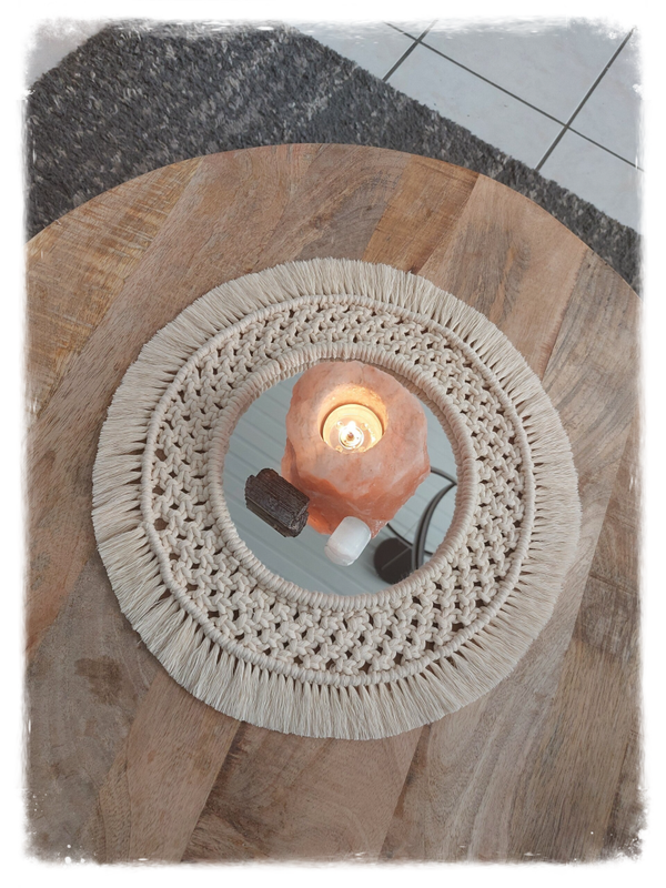 Modèle miroir de table en macramé "Anaîs"