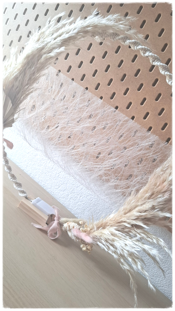 Grande couronne lumineuse bohème personnalisée – 30 cm