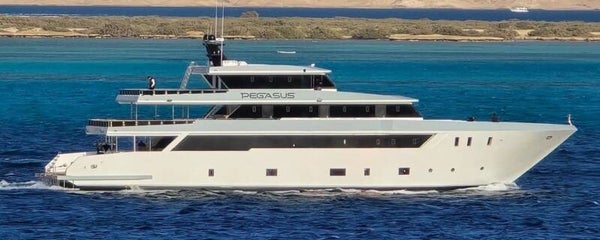 36-meter fiberglass Yacht with coated wood