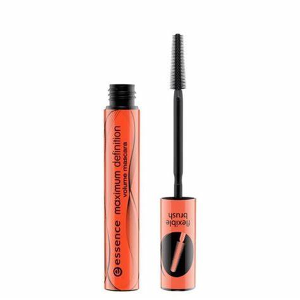 ESSENCE maximum DEFINITION mascara 01