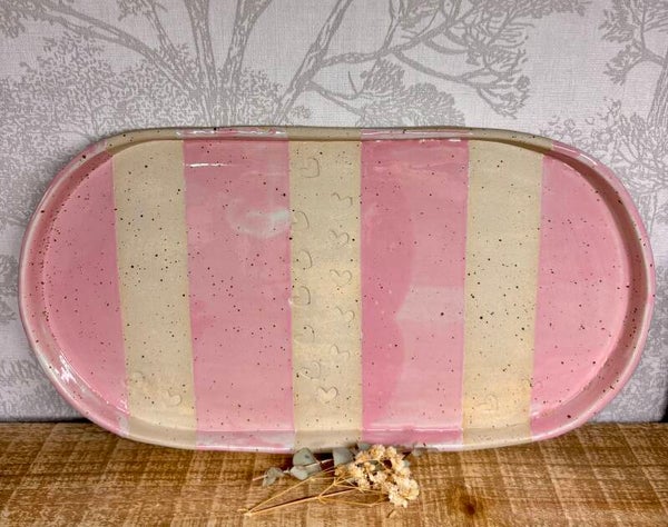 Plat "ovale rayures rose"