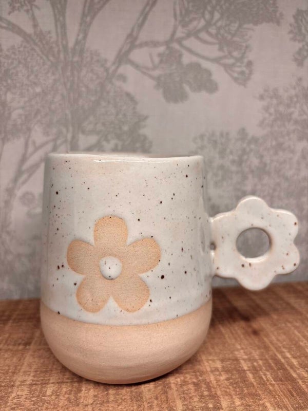 Grande tasse *anse fleur blanche*