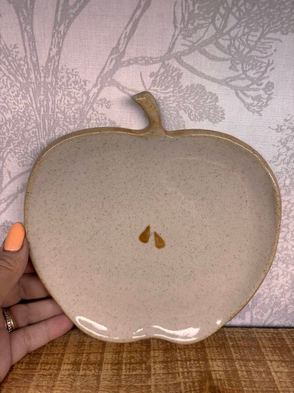 Assiette "Pomme"(grande)
