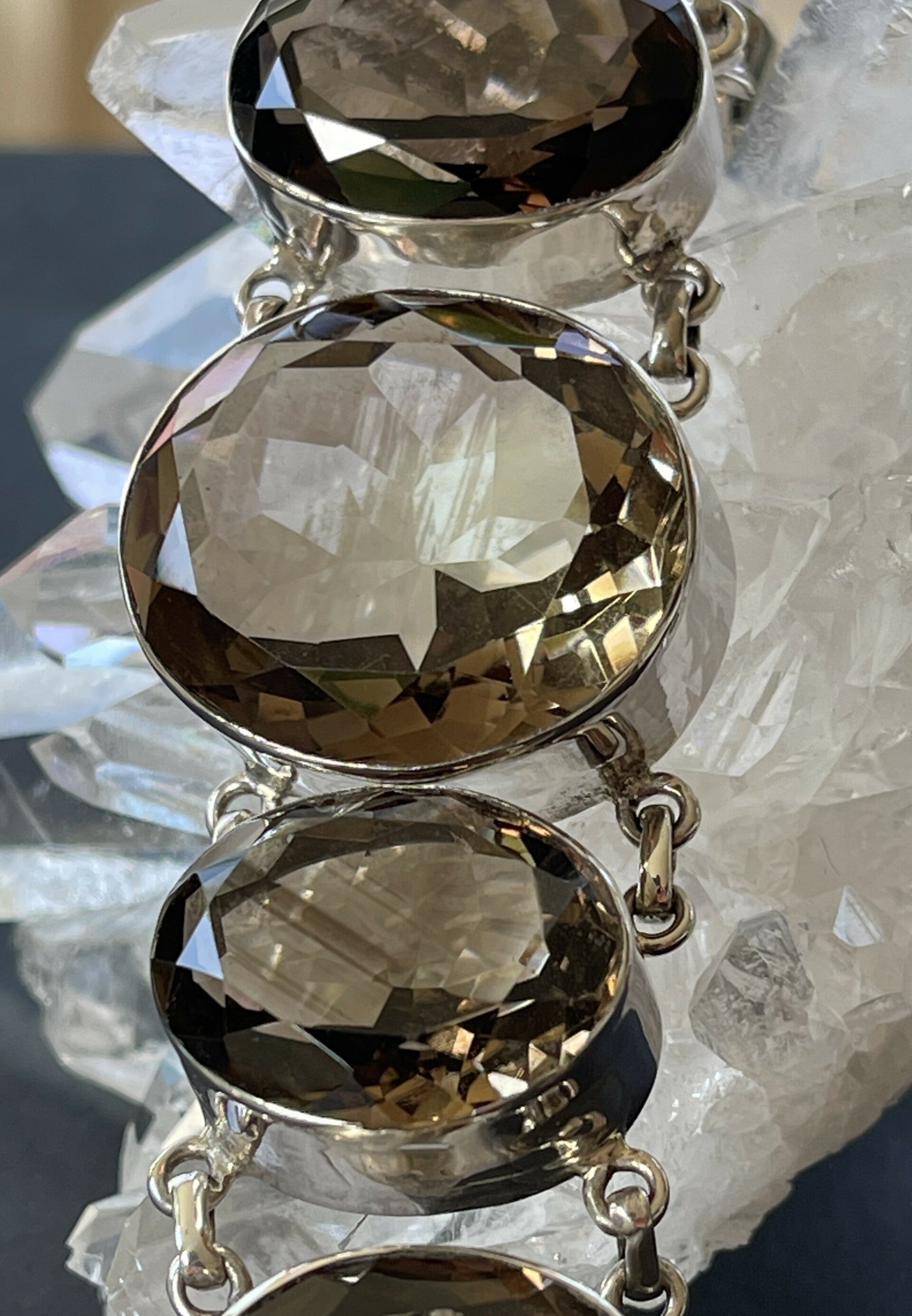 Rookkwarts armband facet geslepen ovaal, groot