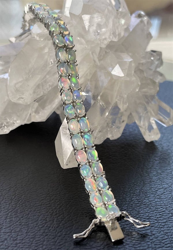 Opaal uit Ethiopië armband dubbele rij cabochon ovaal