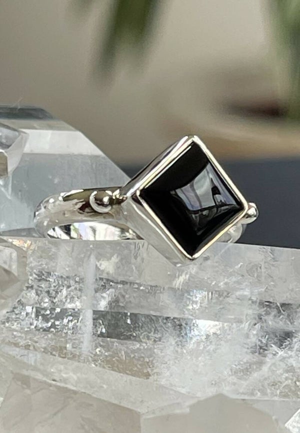 Onyx ring cabochon vierkant, maat 17,5