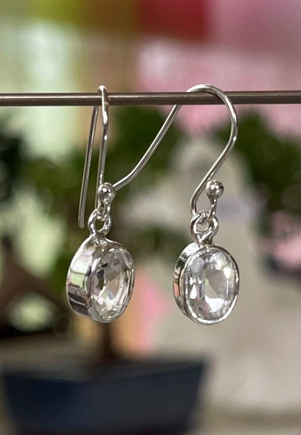 Bergkristal oorbellen facet geslepen ovaal, klein