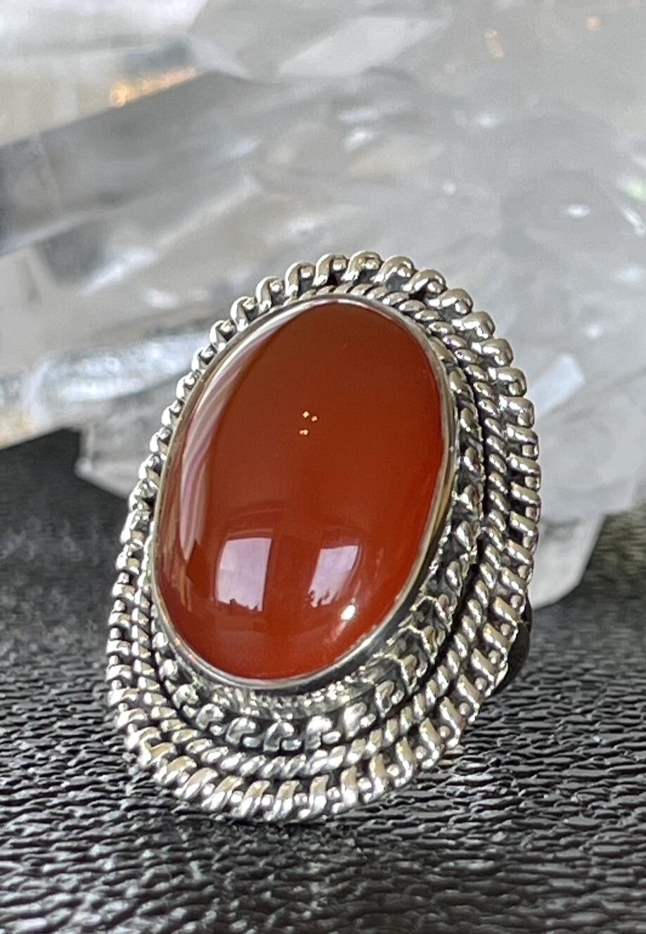 Carneool ring cabochon ovaal, maat 18