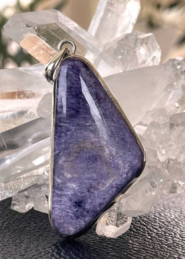 Charoiet uit Siberië hanger cabochon free form medium-groot