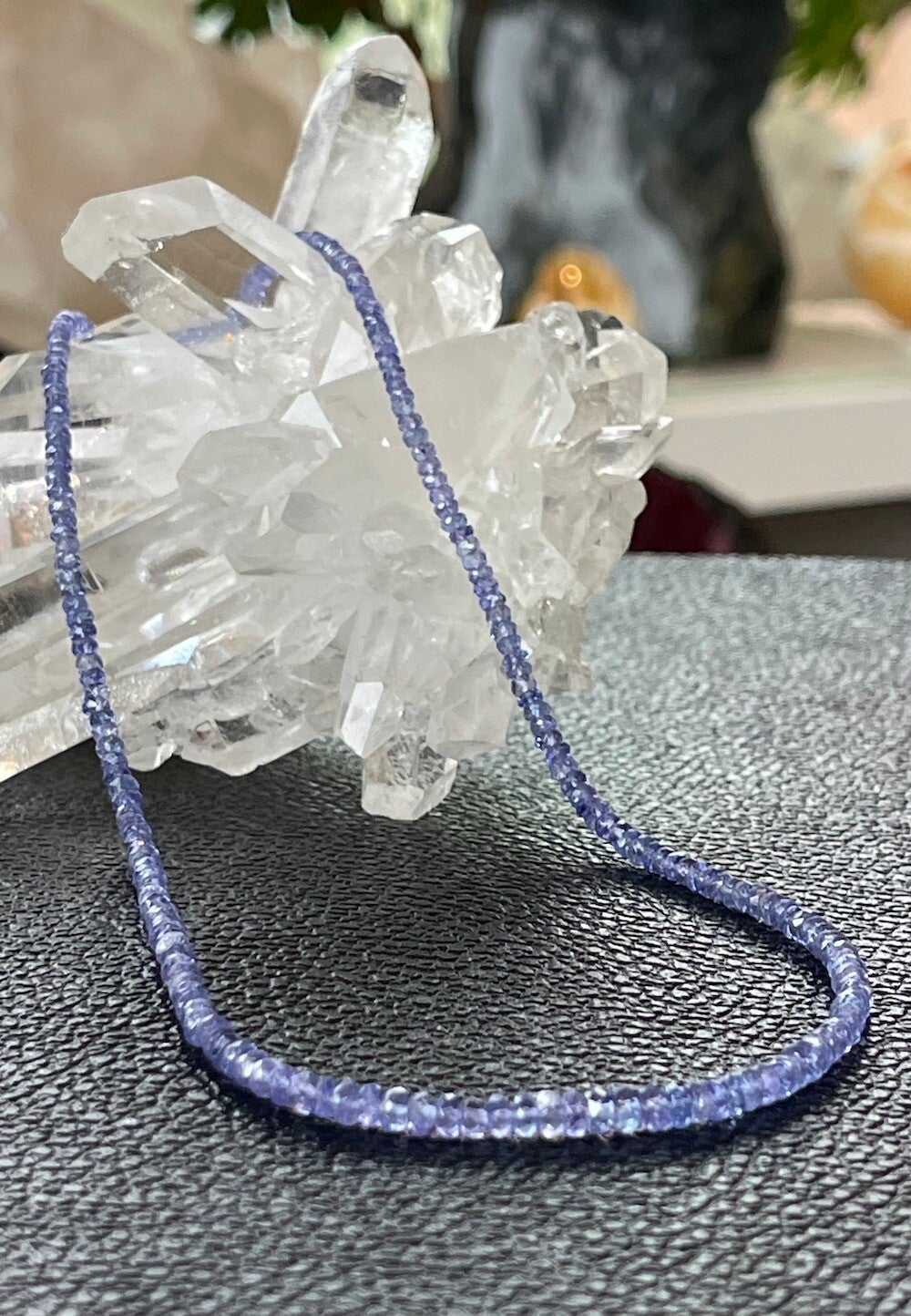 Tanzaniet ketting facet geslepen dun