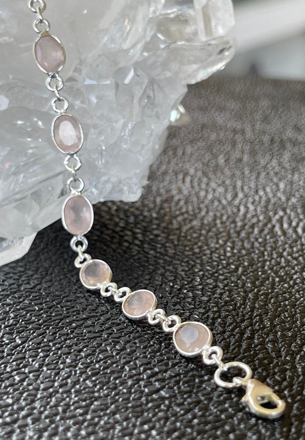 Rozenkwarts armband facet geslepen ovaal
