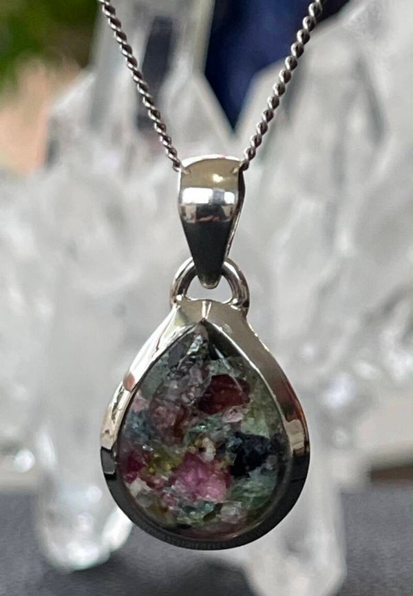 Toermalijn hanger cabochon druppel klein