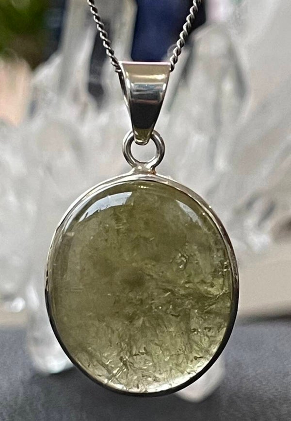 Groene Granaat hanger cabochon ovaal medium