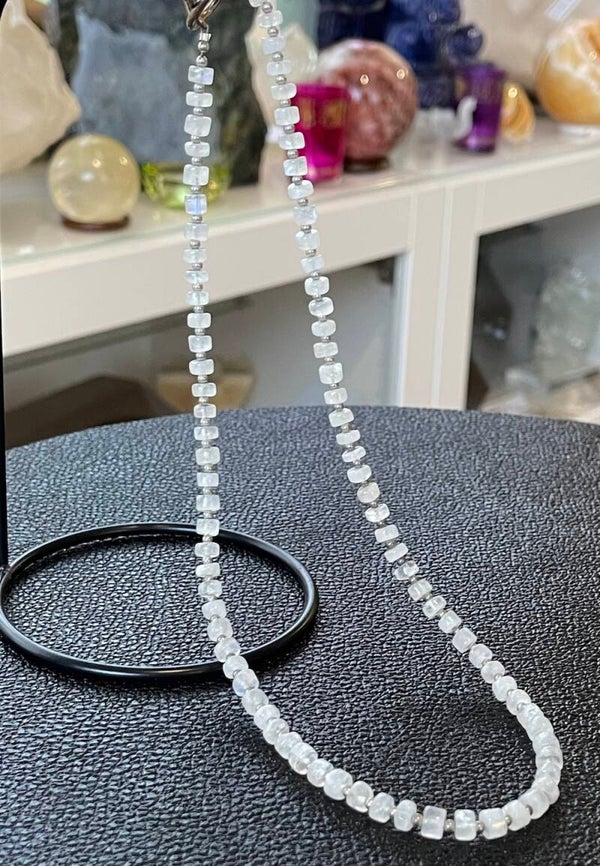 Regenboog Maansteen ketting cabochon