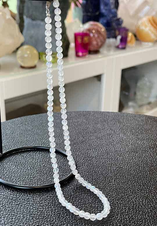 Regenboog Maansteen ketting cabochon rond