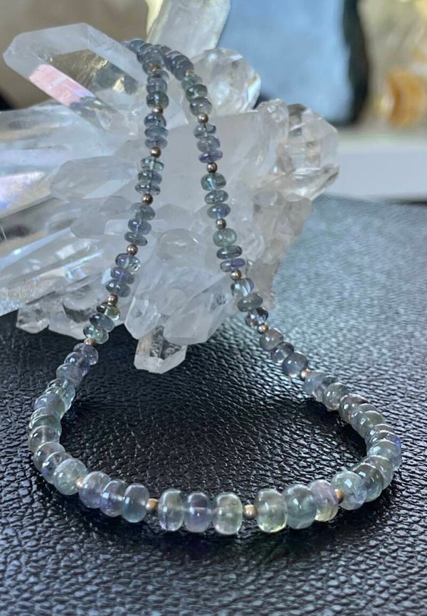 Tanzaniet ketting cabochon