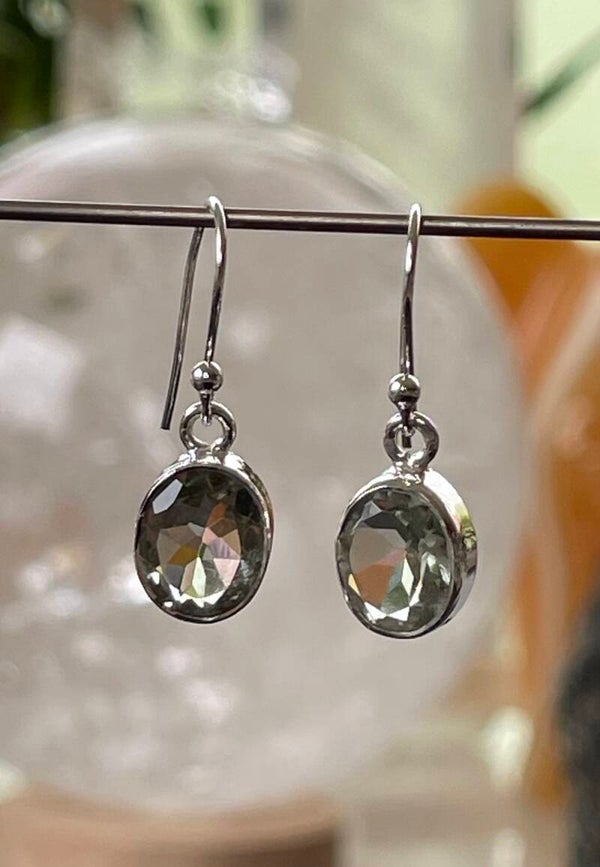 Groene Amethist oorbellen facet geslepen ovaal