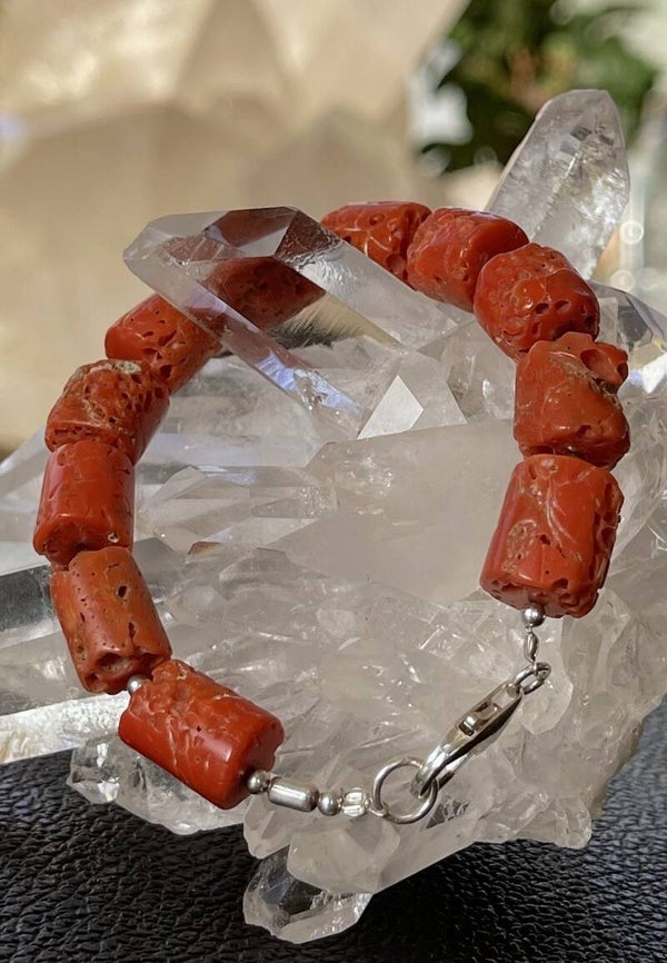 Koraal armband met pijpjes kralen 1,18cm