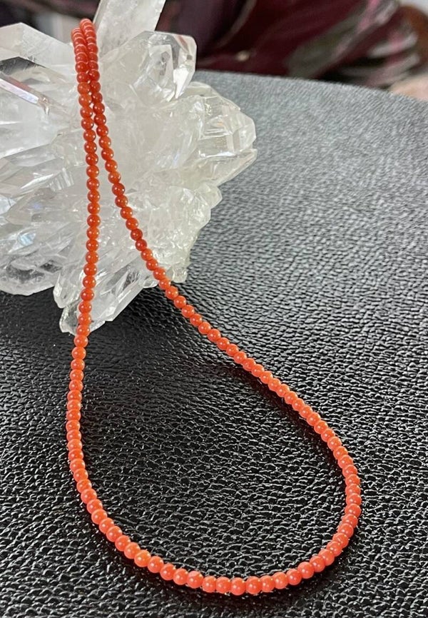 Koraal ketting cabochon rond