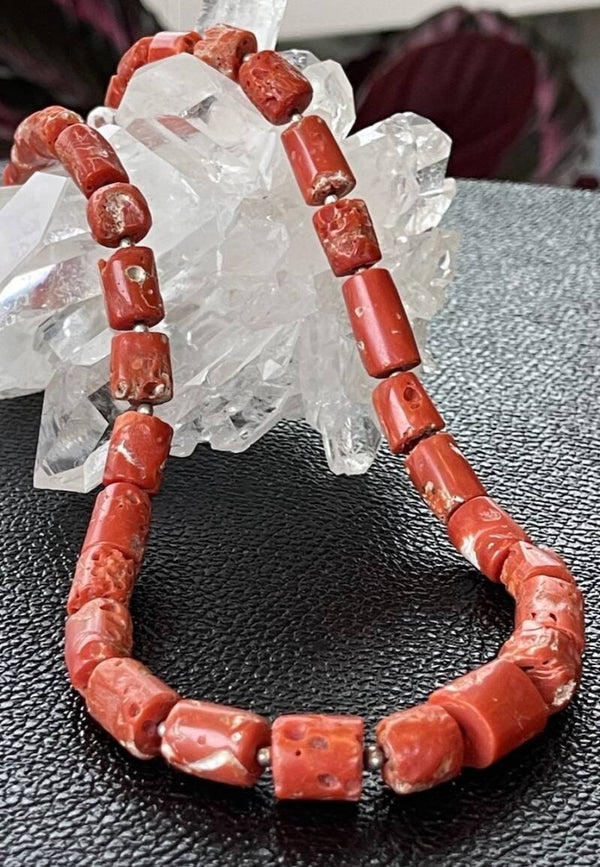 Koraal ketting cabochon ruw getrommeld