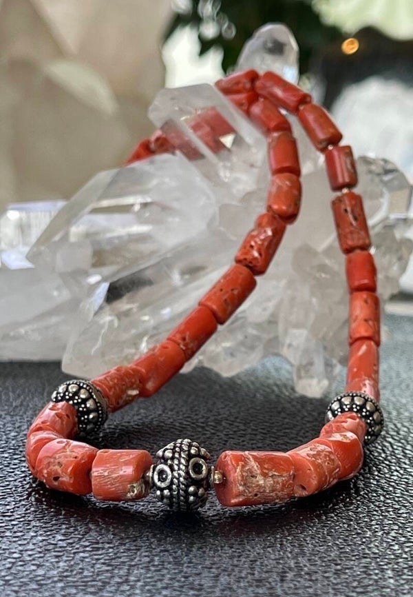 Koraal ketting cabochon ruw getrommeld