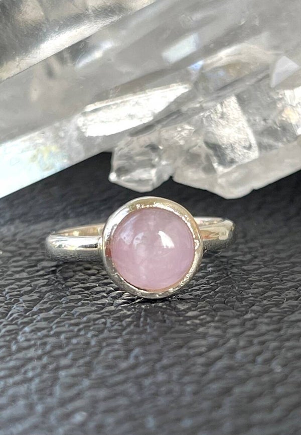 Kunziet ring cabochon rond, maat 17