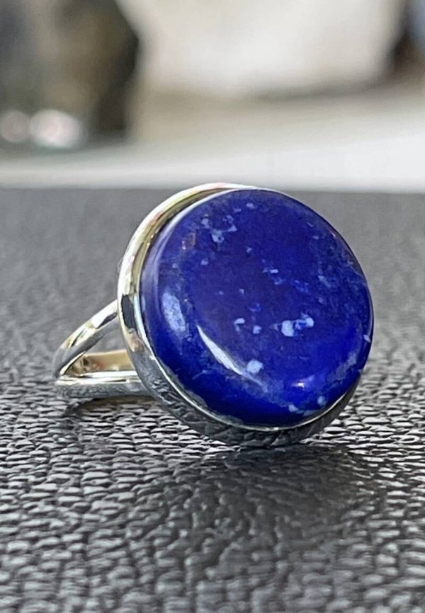 Lapis Lazuli ring cabochon rond, maat 19