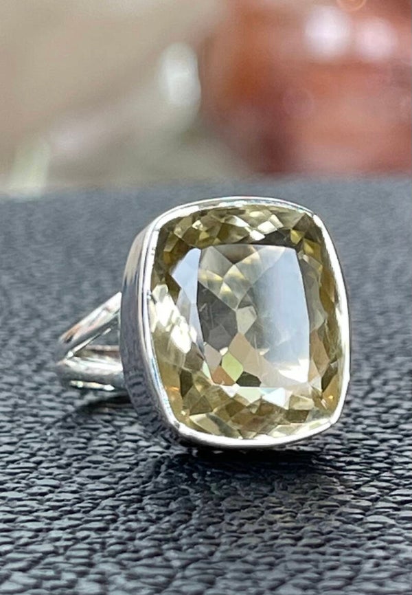Lemon Topaas ring facet geslepen rechthoekig, maat 19,5