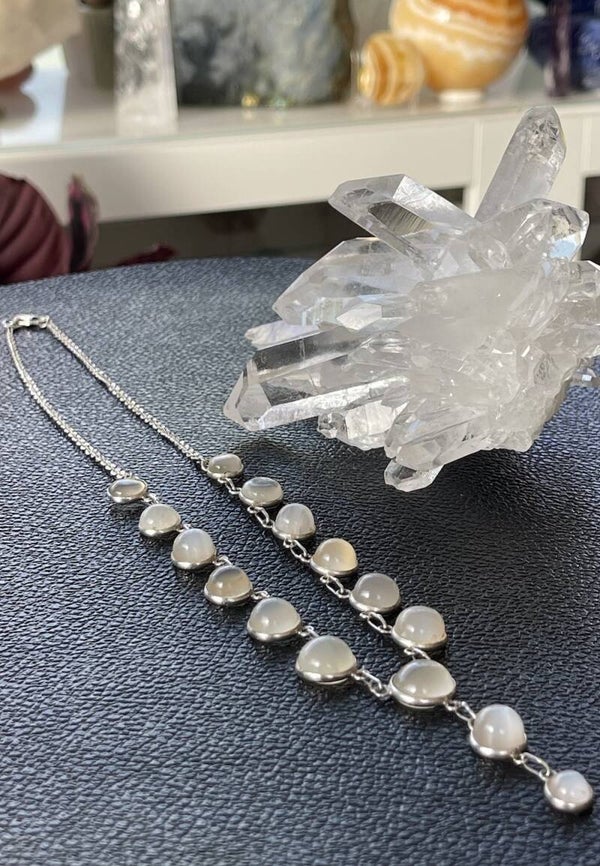 Zilveren ketting met Maansteen