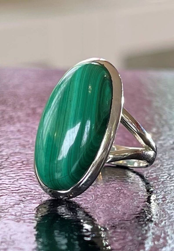 Malachiet ring cabochon ovaal, maat 17,2