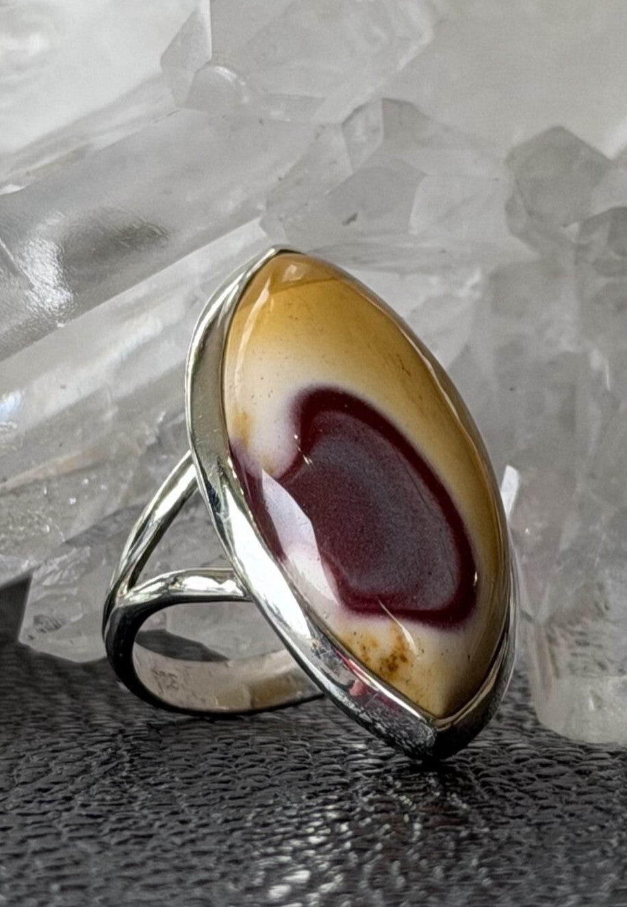 Mookaiet ring cabochon marquise vorm, maat 17,9