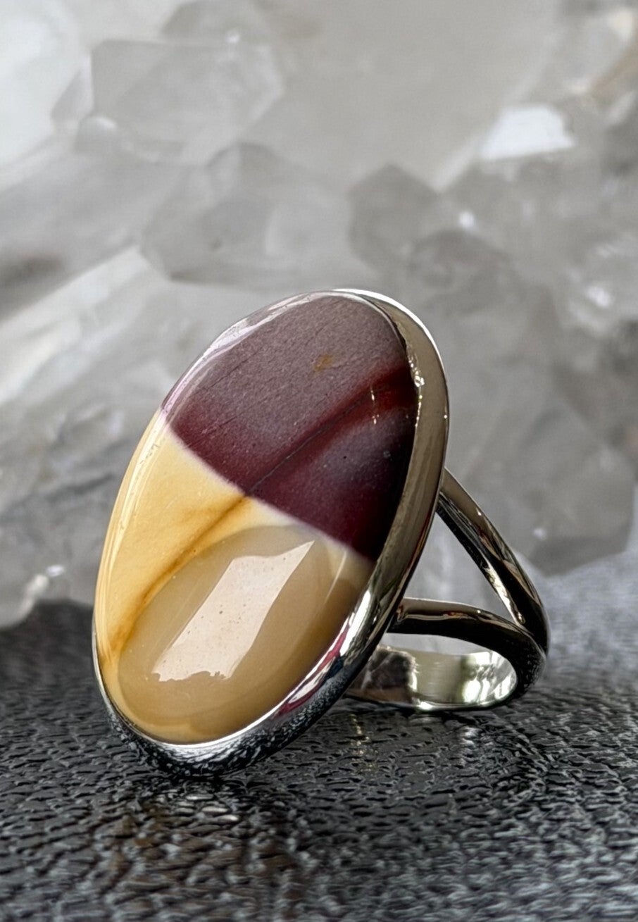 Mookaiet ring cabochon ovaal, maat 19