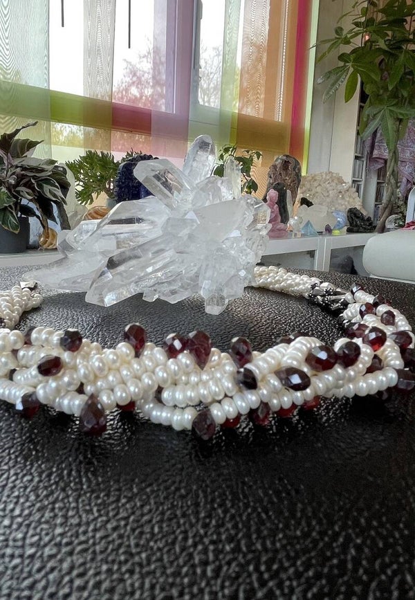 Parel ketting wit met Granaat