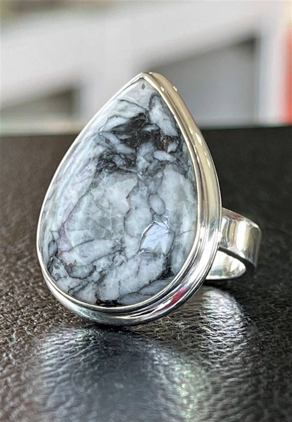 Pinoliet ring cabochon druppel, maat 18