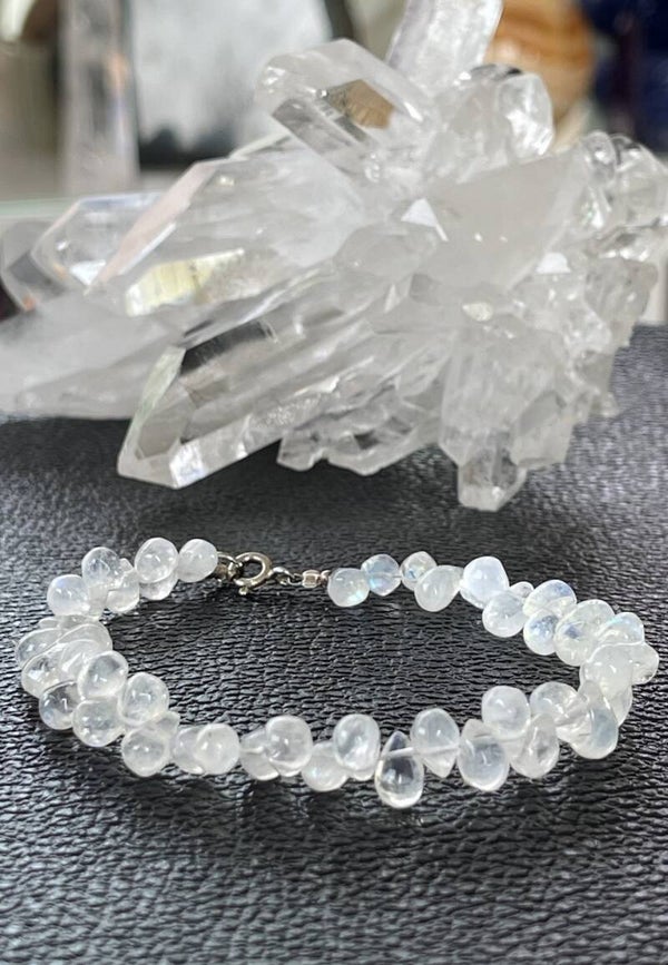 Regenboog Maansteen armband met cabochon druppel kralen 8,7mm