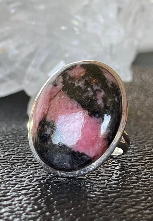 Rhodoniet ring cabochon ovaal, maat 17,5