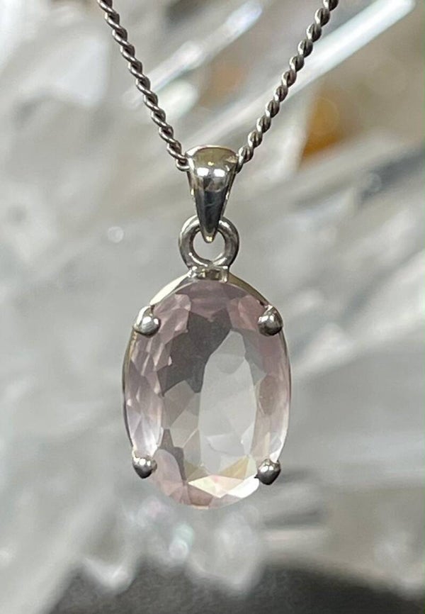 Rozenkwarts hanger facet geslepen ovaal, klein